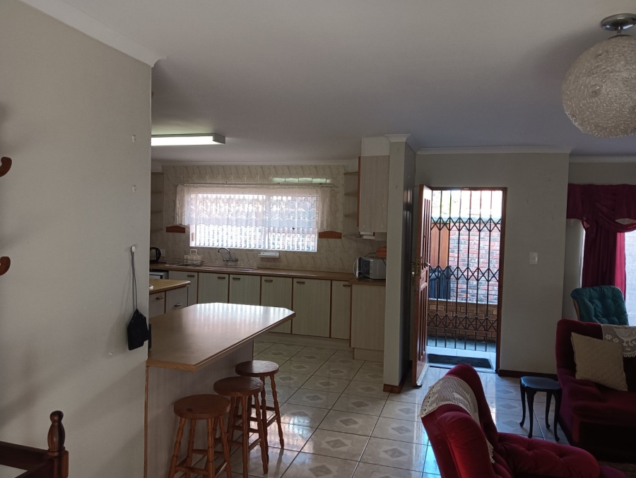 To Let 2 Bedroom Property for Rent in Hersham Western Cape